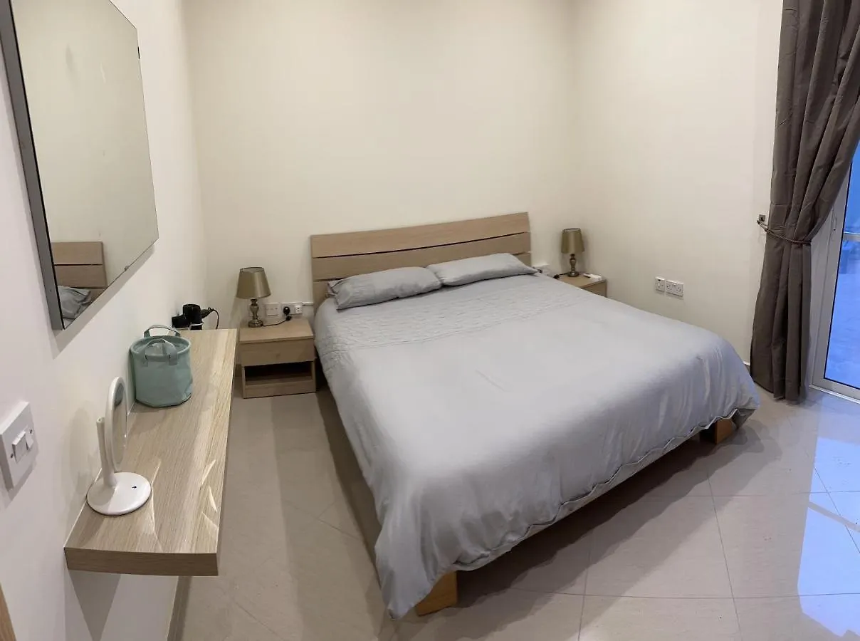 Ewa Apt - 3-Bed Near Sliema - St Julians Seafront