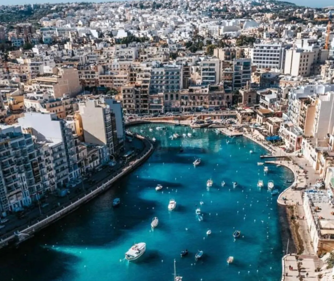 Ewa Apt - 3-Bed Near Sliema - St Julians Seafront Malta