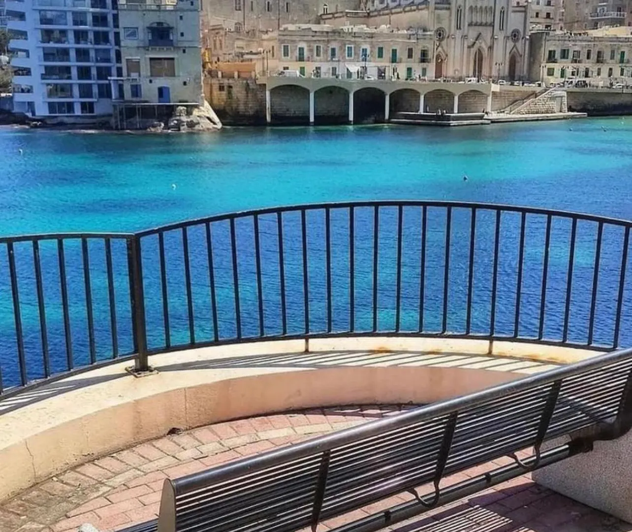 Ewa Apt - 3-Bed Near Sliema - St Julians Seafront