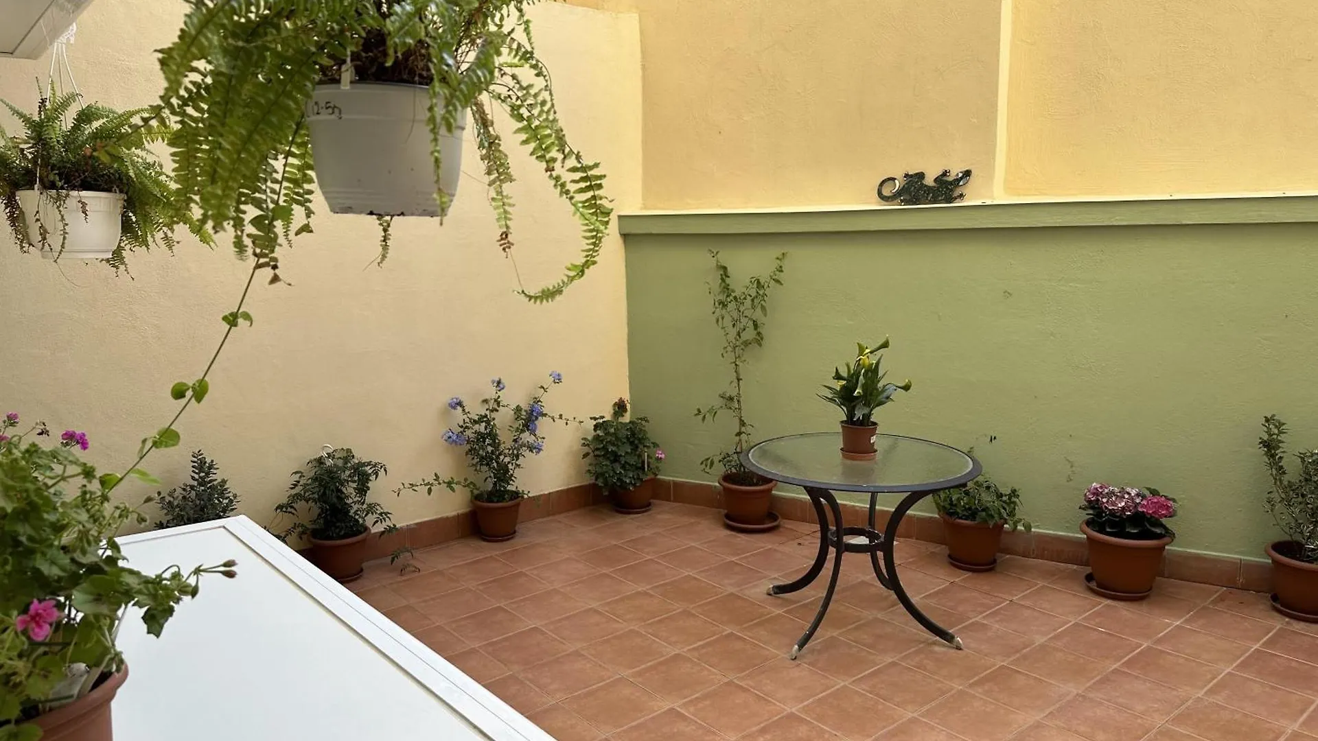 Ewa Apt - 3-Bed Near Sliema - St Julians Seafront