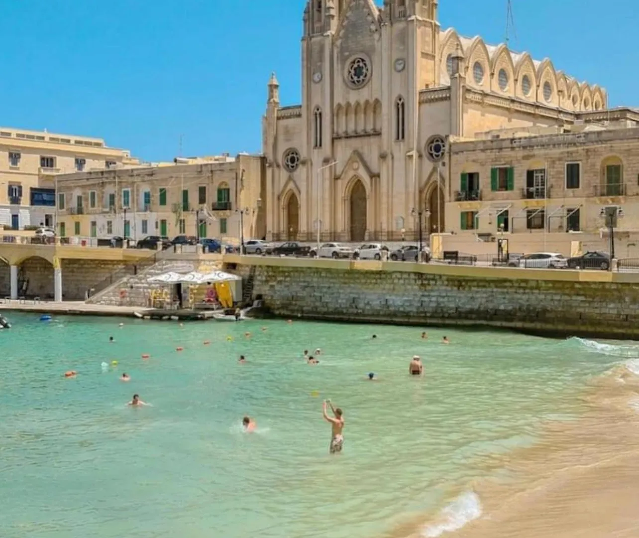 Ewa Apt - 3-Bed Near Sliema - St Julians Seafront