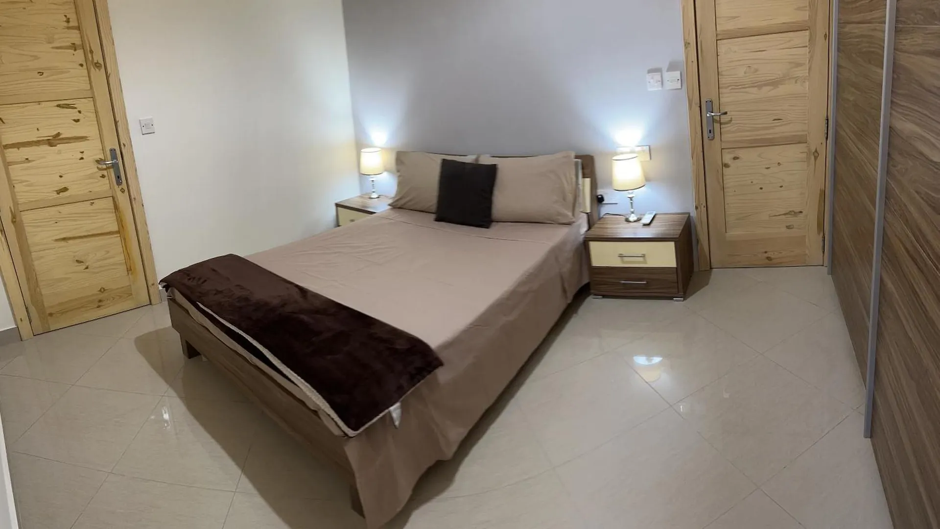 Apartment Ewa Apt - 3-Bed Near Sliema - St Julians Seafront Malta