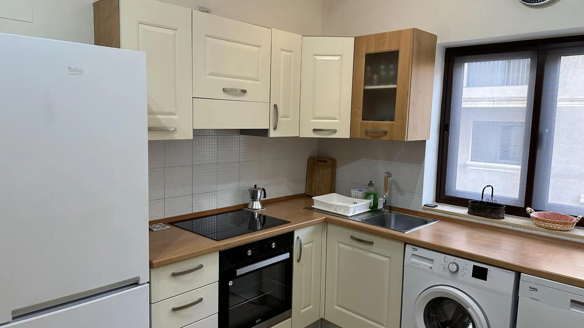 Ewa Apt - 3-Bed Near Sliema - St Julians Seafront 0*,  Malta